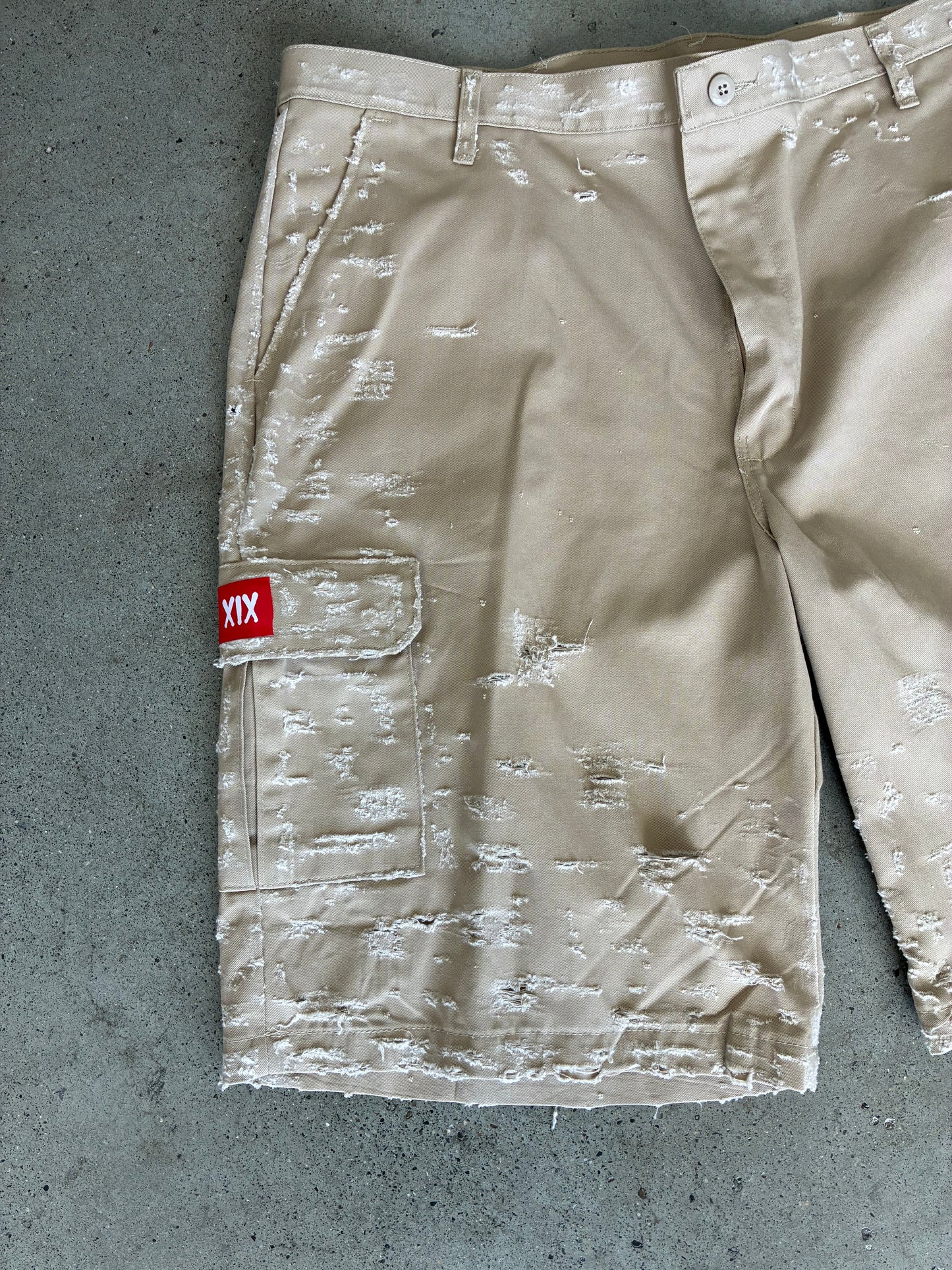 1OF1 XIX DISTRESSED CARGOS SZ 38