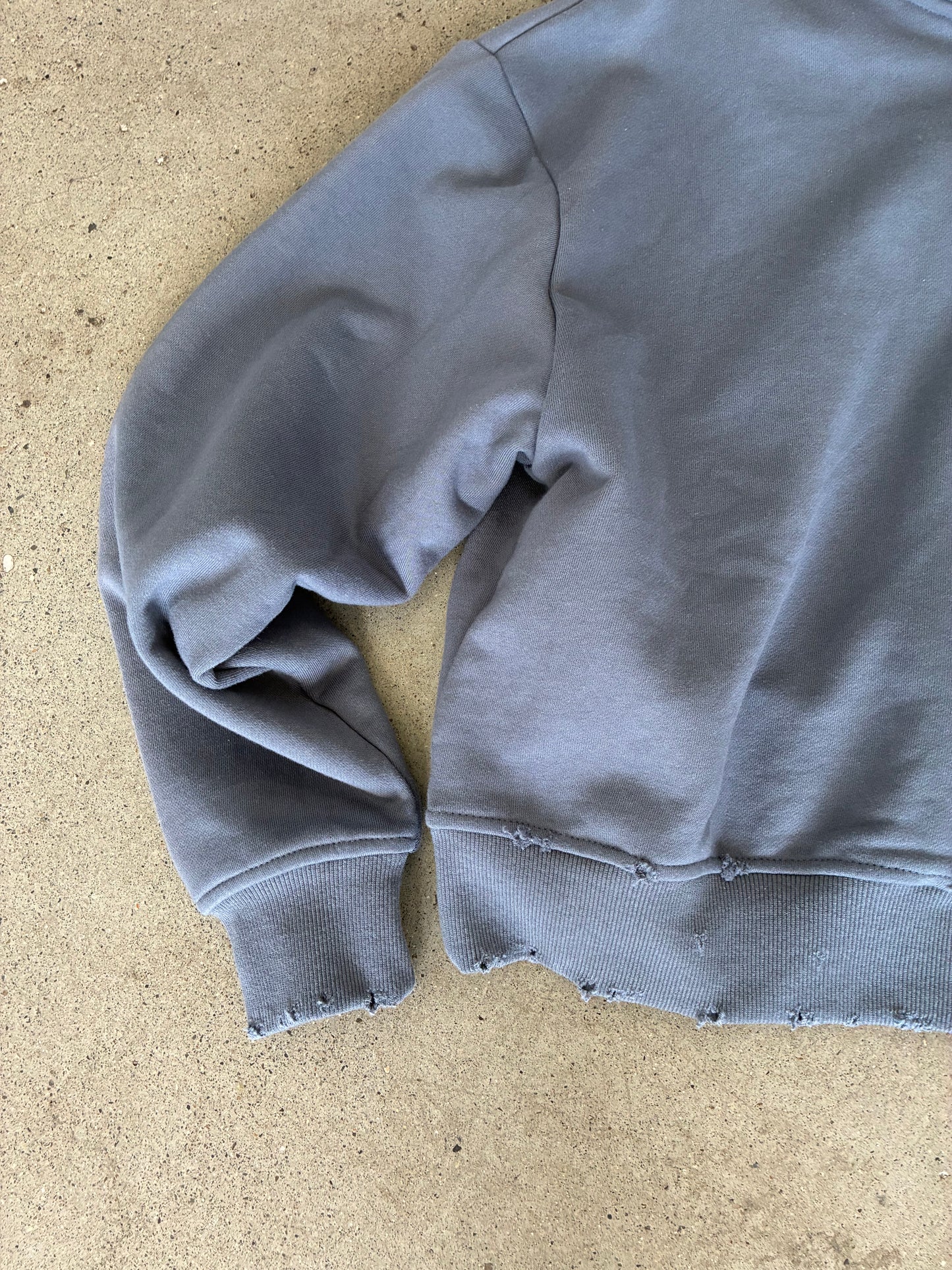 XIX HDC CROPPED & DISTRESSED HOODIE SZ S