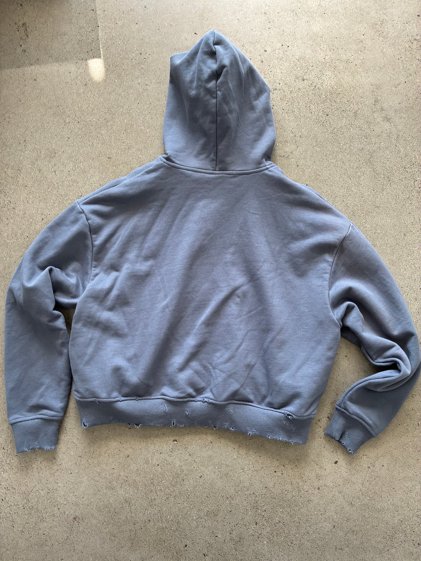 XIX HDC CROPPED & DISTRESSED HOODIE SZ M