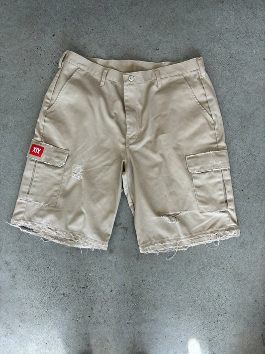 1OF1 XIX DISTRESSED CARGOS SZ 38
