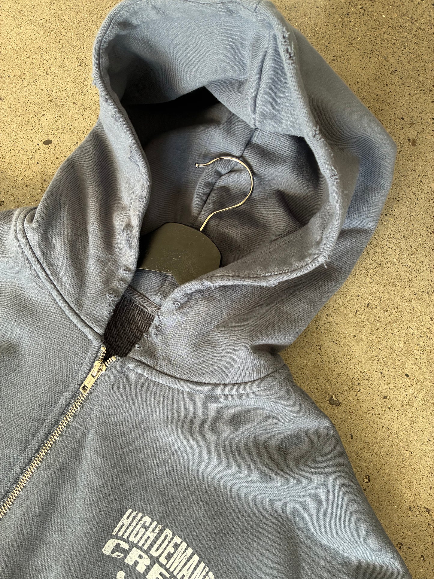 XIX HDC CROPPED & DISTRESSED HOODIE SZ M