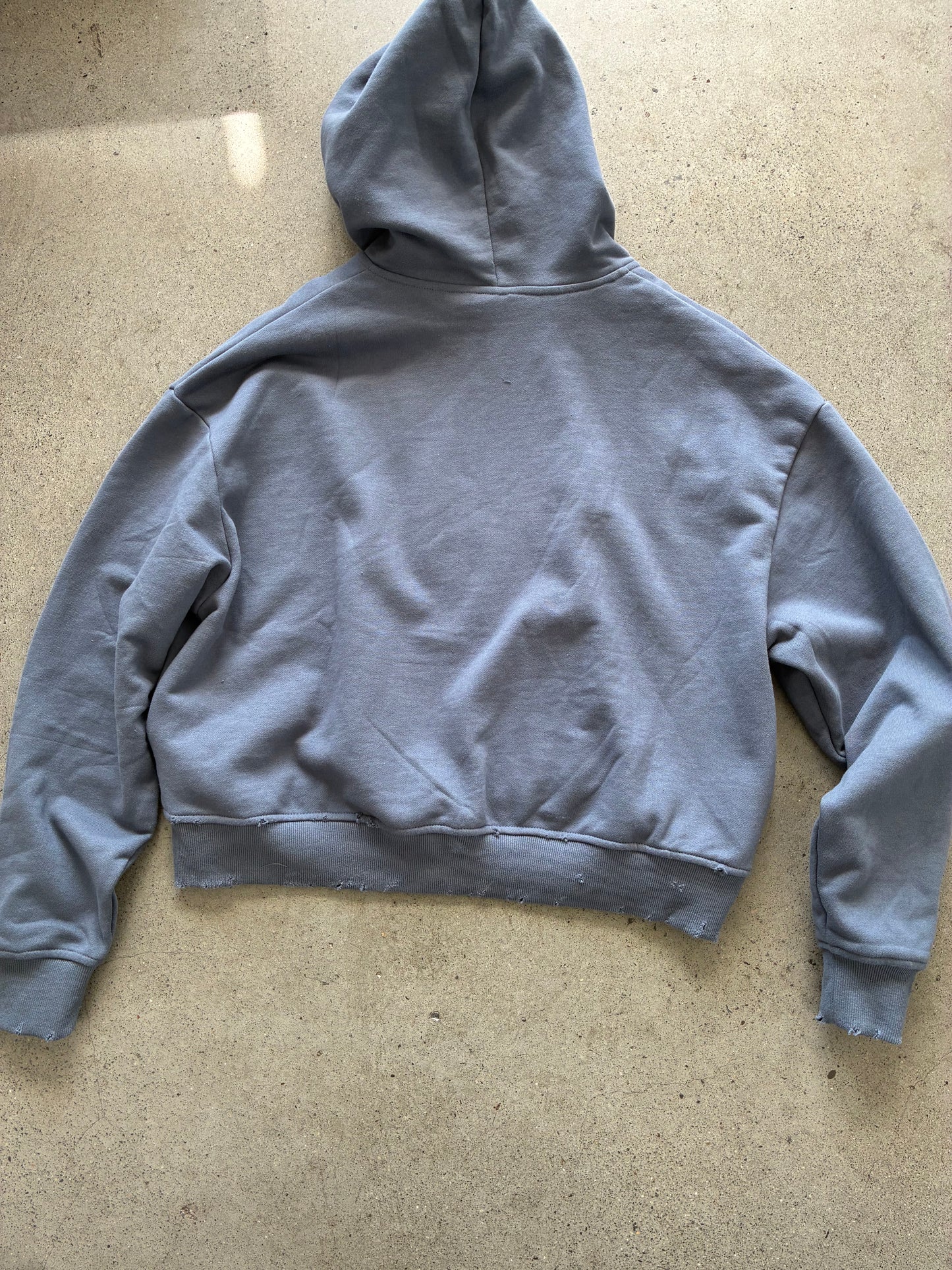 XIX HDC CROPPED & DISTRESSED HOODIE SZ S