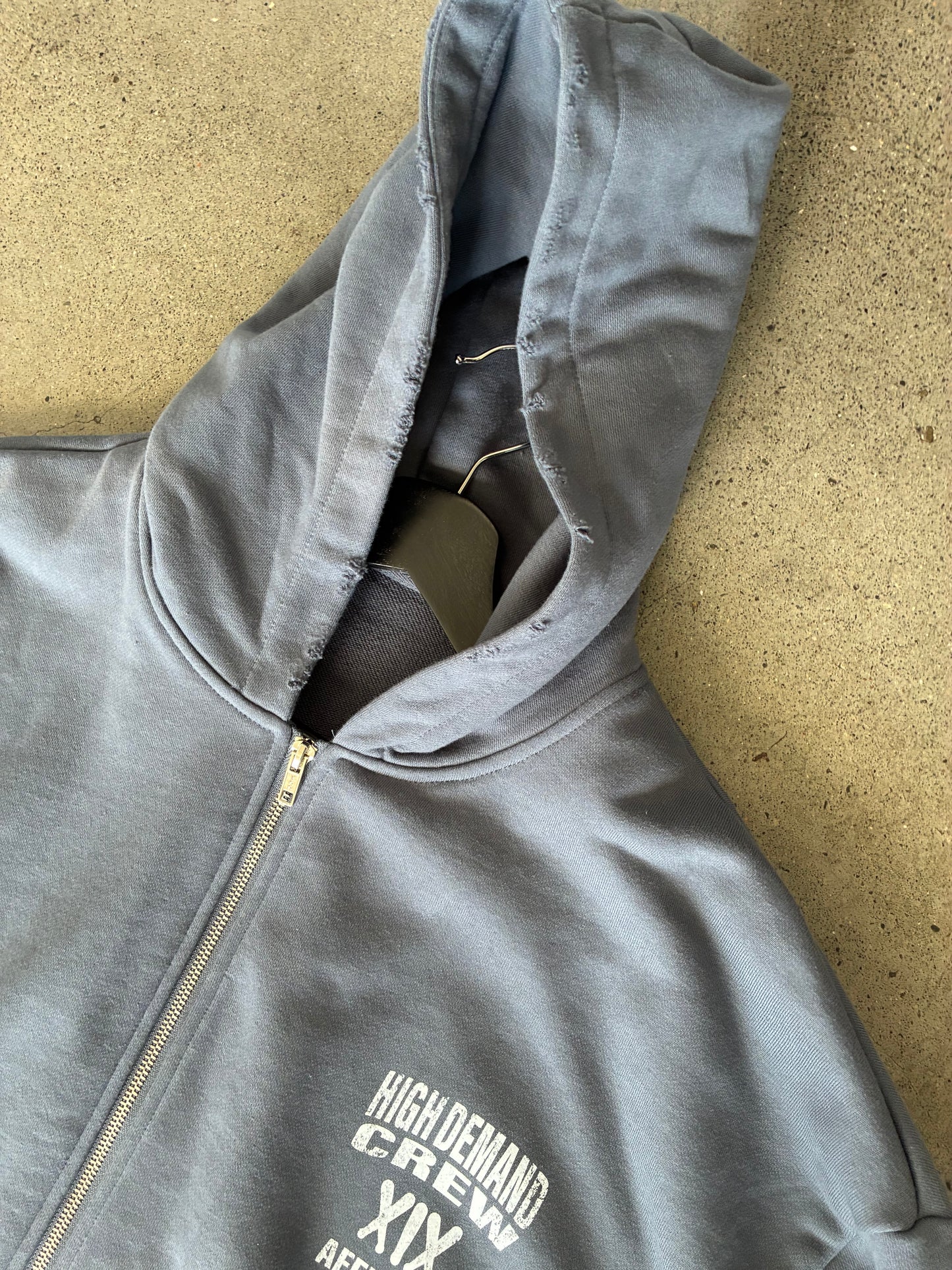 XIX HDC CROPPED & DISTRESSED HOODIE SZ XL