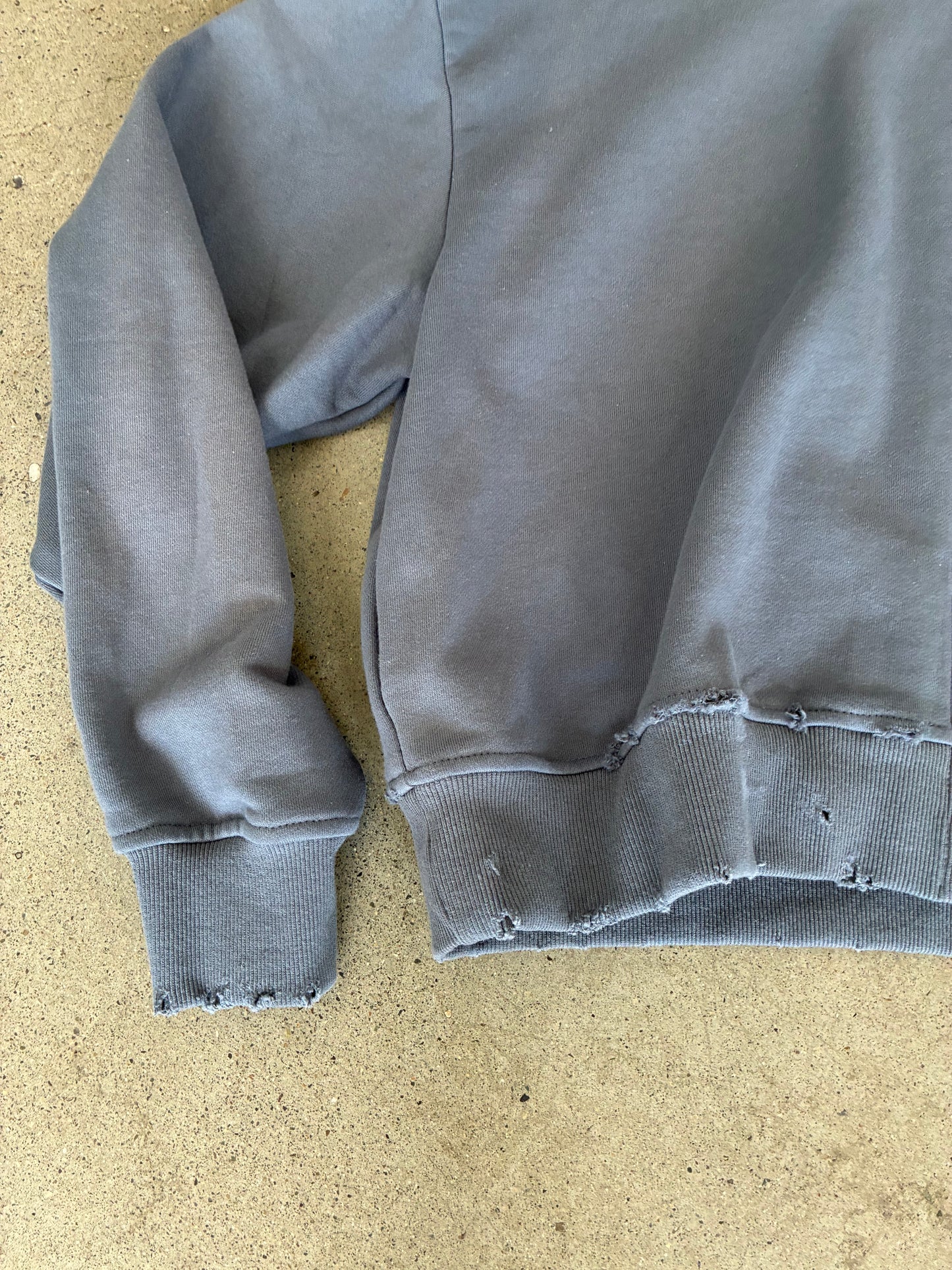 XIX HDC CROPPED & DISTRESSED HOODIE SZ S