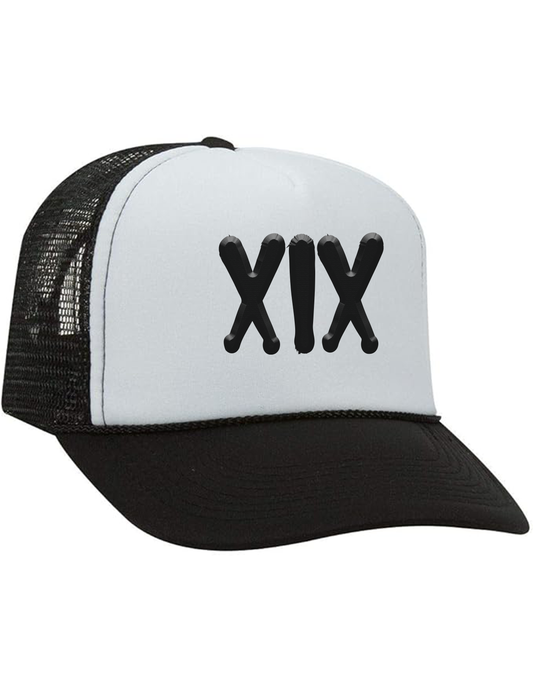 XIX TRUCKER HAT IN WHITE
